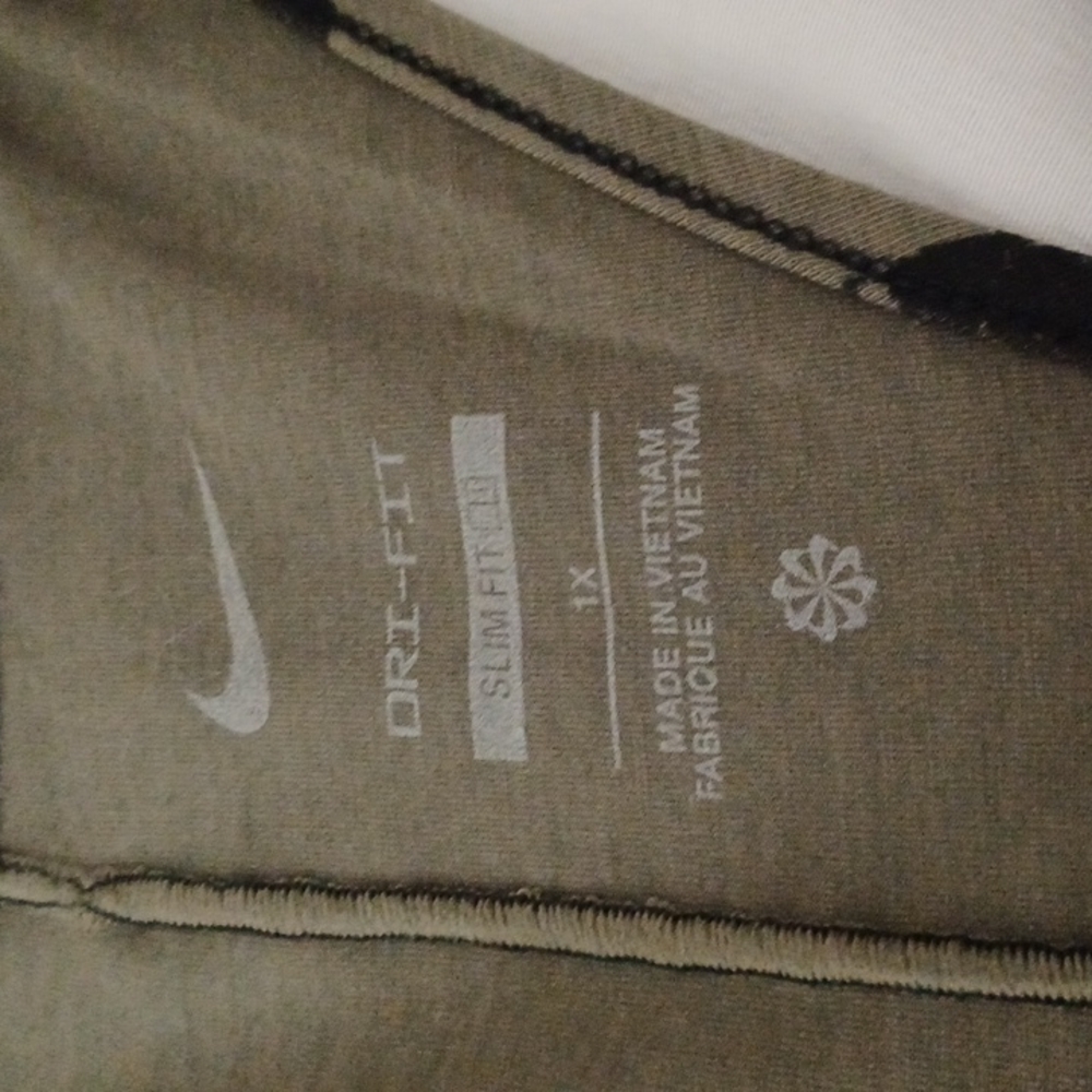 💜 $10 each or 4/$20 NWT Nike Dri-Fit Slim Fit Plus Tank Top - Picture 4 of 11